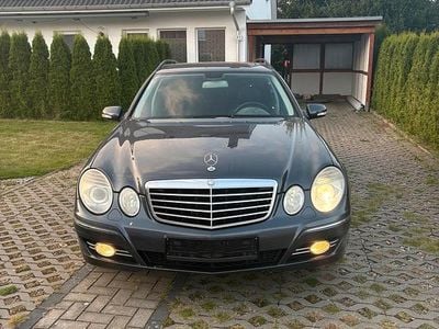 Mercedes E280