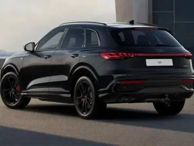 Neu Audi Q5 S-Line 299 PS (219 kW) 2026 Mythosschwarz metallic mythosschwarz metallic SUV