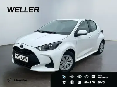 Gebraucht Toyota Yaris Hybrid Business Edition 116 PS (85 kW) 2022 Weiss Kleinwagen