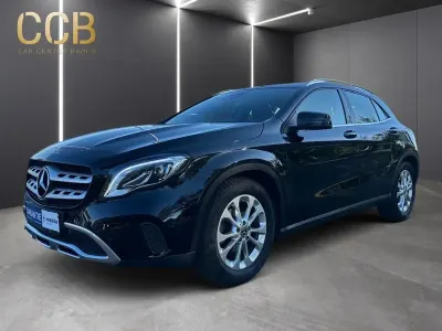 Gebraucht Mercedes GLA200 136 PS (100 kW) 2019 Kosmosschwarz SUV