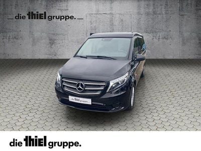 Mercedes V220