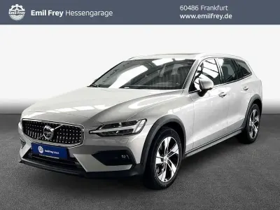 Gebraucht Volvo V60 CC 145 PS (106 kW) 2024 Kombi