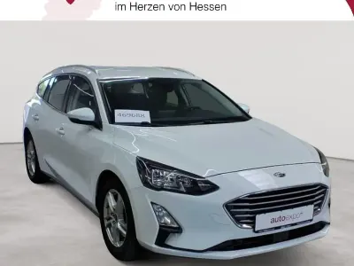 Gebraucht Ford Focus Cool & Connect 120 PS (88 kW) 2021 Weiß Kombi
