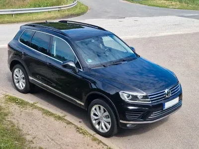 Gebraucht VW Touareg 262 PS (192 kW) 2015 Schwarz SUV