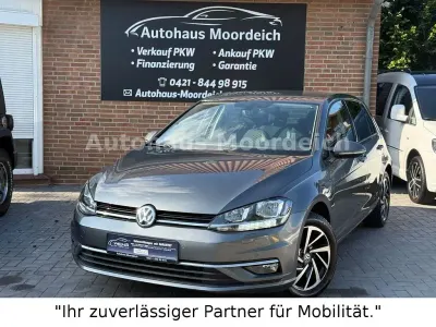 Gebraucht VW Golf VII Join 110 PS (80 kW) 2018 Grau Limousine