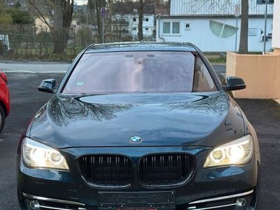 gebraucht BMW 750 disel x-driwer 381 Ps