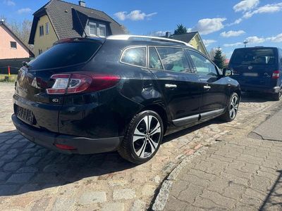 Gebraucht Renault Mégane GrandTour Bose Edition 110 PS (80 kW) 2011 Schwarz Kombi