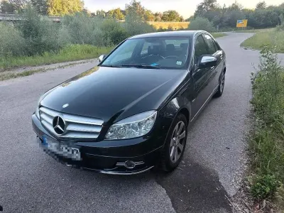 Gebraucht Mercedes C200 184 PS (135 kW) 2008 Schwarz Limousine