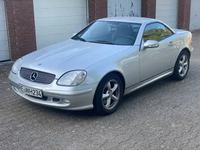 Gebraucht Mercedes SLK320 218 PS (160 kW) 2000 Silber Cabrio