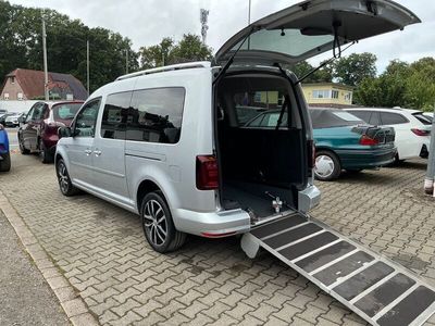 Reflexsilber metallic Gebraucht 2015 VW Caddy Maxi Van / Kleinbus | 32.950 €