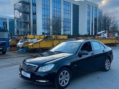 Gebraucht Mercedes C180 156 PS (114 kW) 2011 Schwarz Limousine