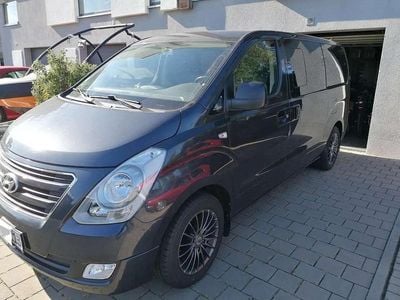 Hyundai H-1