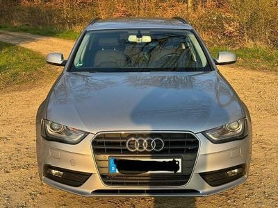 Second-hand Audi A4 Attraction 177 CP (130 kW) 2014 Gri Break