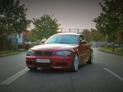 Gebraucht BMW 135 Performance 306 PS (225 kW) 2008 Rot Kleinwagen