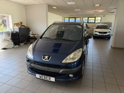 Gebraucht Peugeot 1007 Premium 109 PS (80 kW) 2006 Blau Van / Kleinbus
