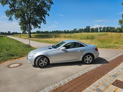 Gebraucht Mercedes SLK200 184 PS (135 kW) 2010 Silber Cabrio