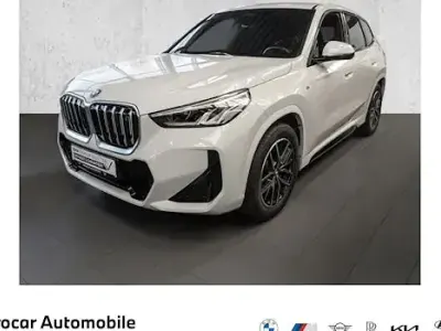 Gebraucht BMW iX1 M Sport 230 kW (313 PS) 2023 Weiß SUV