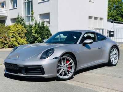 Porsche 911 Carrera