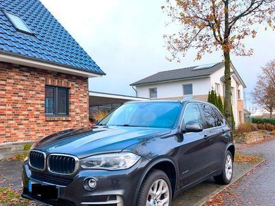 Gebraucht BMW X5 Sport Line 258 PS (189 kW) 2014 Grau SUV