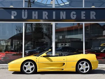 Second-hand Ferrari F355 381 CP (280 kW) 2000 Galben Cabrio