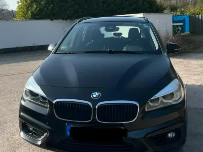 Gebraucht BMW 218 140 PS (102 kW) 2018 Schwarz Kombi