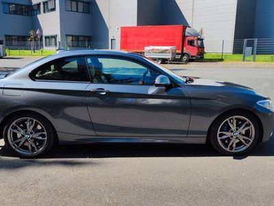 BMW M235