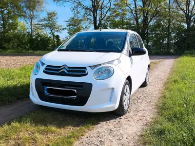 Gebraucht Citroën C1 SELECTION 82 PS (60 kW) 2015 Weiß Kleinwagen