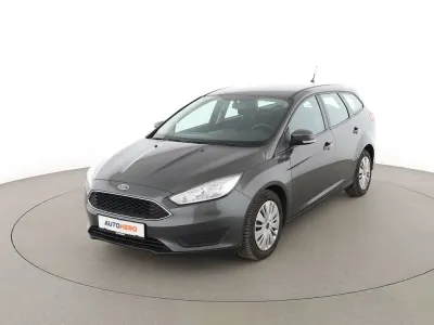 Gebraucht Ford Focus Trend 101 PS (74 kW) 2018 Grau Kombi