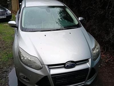 Usata Ford Focus 140 CV (102 kW) 2011 Argento Station wagon