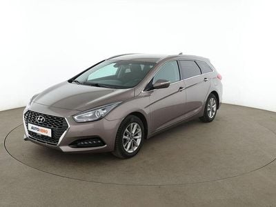 Gebraucht Hyundai i40 Space 136 PS (100 kW) 2019 Grau Kombi