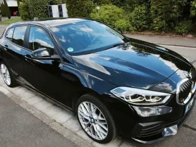 Gebraucht BMW 118 Advantage 140 PS (102 kW) 2020 Schwarz Kleinwagen