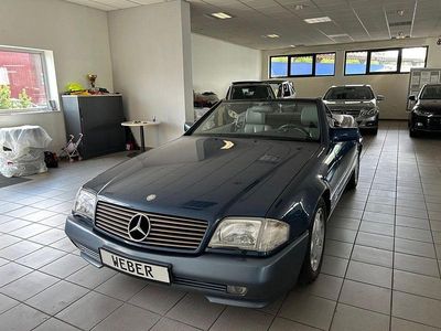 Blau Gebraucht 1990 Mercedes SL300 Cabrio | 17.999 €