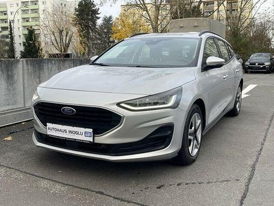 Gebraucht Ford Focus 120 PS (88 kW) 2022 Silber polarsilber metallic (metallic) Kombi
