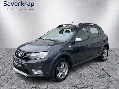 Usata Dacia Sandero Prestige 90 CV (66 kW) 2017 Grigio Berlina