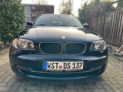 Gebraucht BMW 116 122 PS (89 kW) 2008 Schwarz Kleinwagen