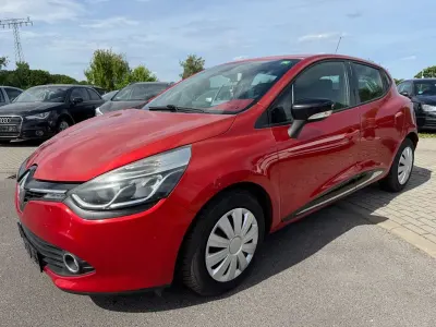 Gebraucht Renault Clio IV Luxe 90 PS (66 kW) 2013 Rot Limousine