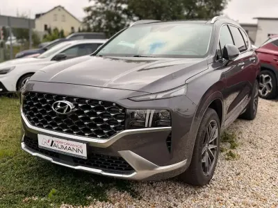 Gebraucht Hyundai Santa Fe 179 PS (131 kW) 2021 Magnetic force SUV