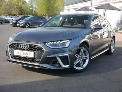 Gebraucht Audi A4 S-Line 204 PS (150 kW) 2024 Grau Kombi