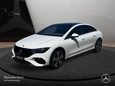 Mercedes EQE300