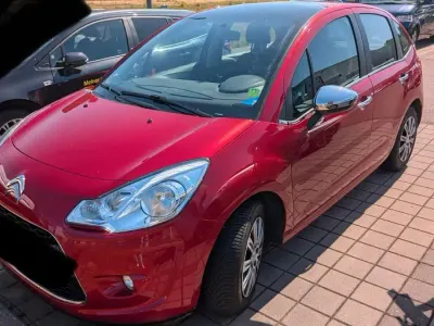 Gebraucht Citroën C3 95 PS (69 kW) 2012 Rot Limousine