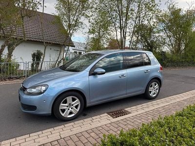Gebraucht VW Golf VI 90 PS (66 kW) 2009 Blau Kleinwagen
