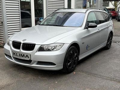 Gebraucht BMW 318 129 PS (94 kW) 2007 Silber Kombi