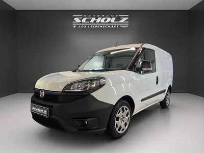 Usata Fiat Doblò 136 CV (100 kW) 2022 Bianco Monovolume