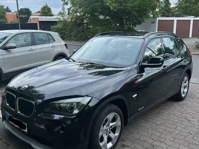 Gebraucht BMW X1 150 PS (110 kW) 2010 Schwarz SUV