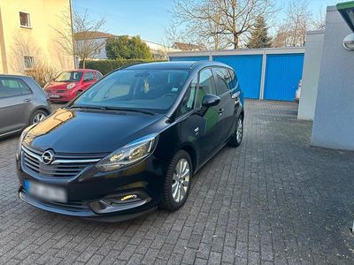 Schwarz Gebraucht 2018 Opel Zafira Active Van / Kleinbus | 12.990 € (Teuer)