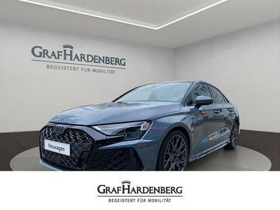 Gebraucht Audi RS3 Ambiente 400 PS (294 kW) 2024 Kemoragrau metallic Limousine