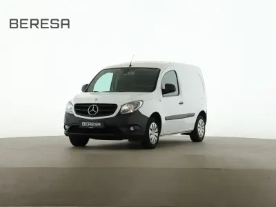 Gebraucht Mercedes Citan 111 116 PS (85 kW) 2020 Weiß Van / Kleinbus