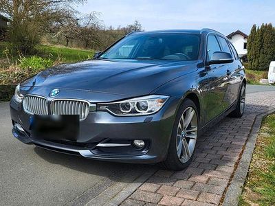 Gebraucht BMW 320 Sport Line 184 PS (135 kW) 2013 Grau Kombi