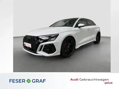 Gebraucht Audi RS3 Sportback Premium 400 PS (294 kW) 2023 Gletscherweiß metallic Kleinwagen