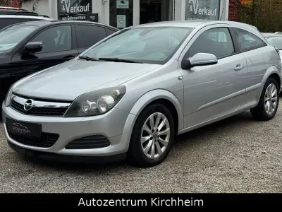 Begagnad Opel Astra GTC Edition 90 HK (66 kW) 2008 Silver
